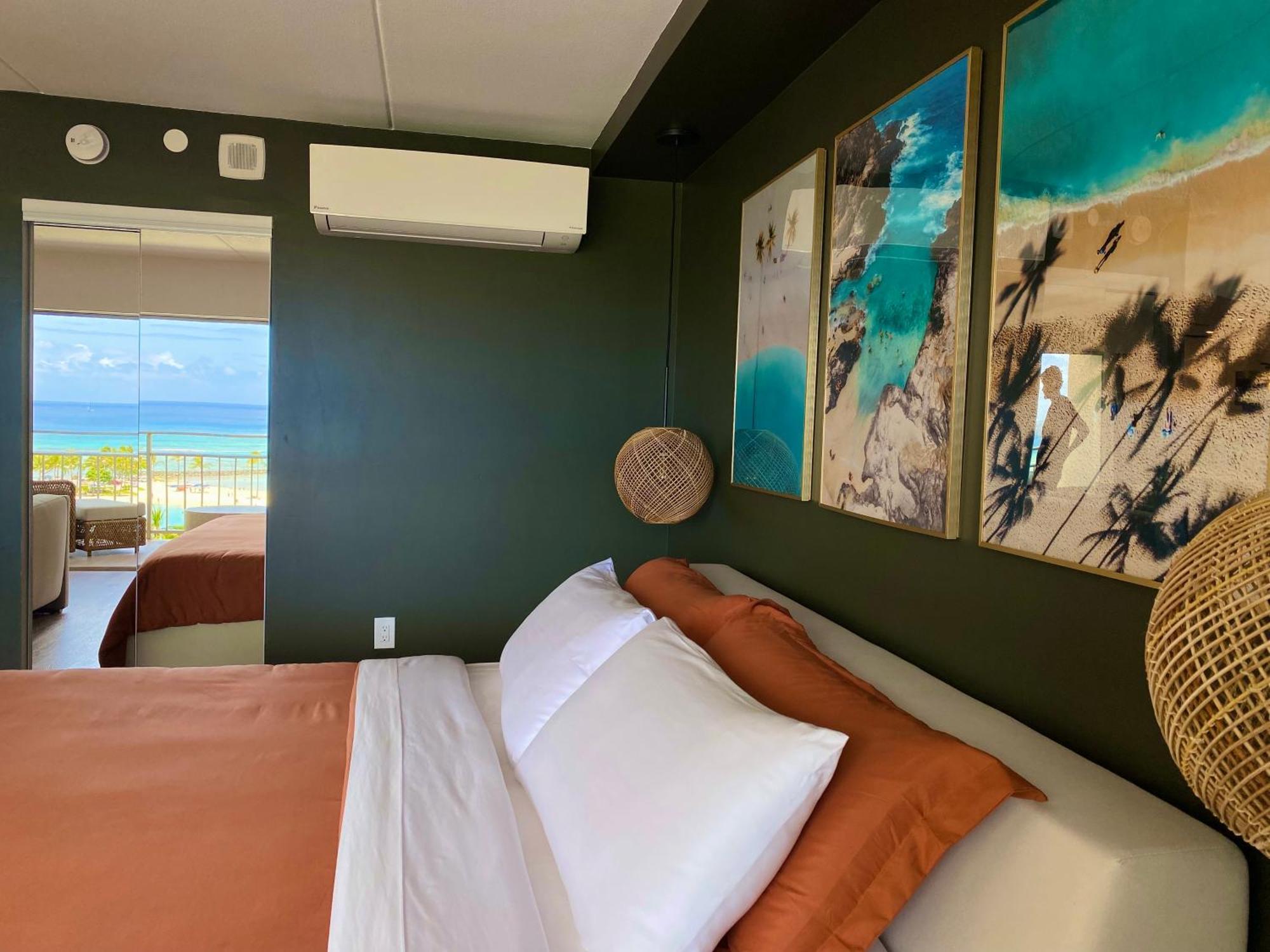 Panoramic Oceanview Resort - Full Kitchen In Each Room, 2 Swimming Pools, Onsite Restaurants, Fireworks Every Friday Χονολουλού Εξωτερικό φωτογραφία