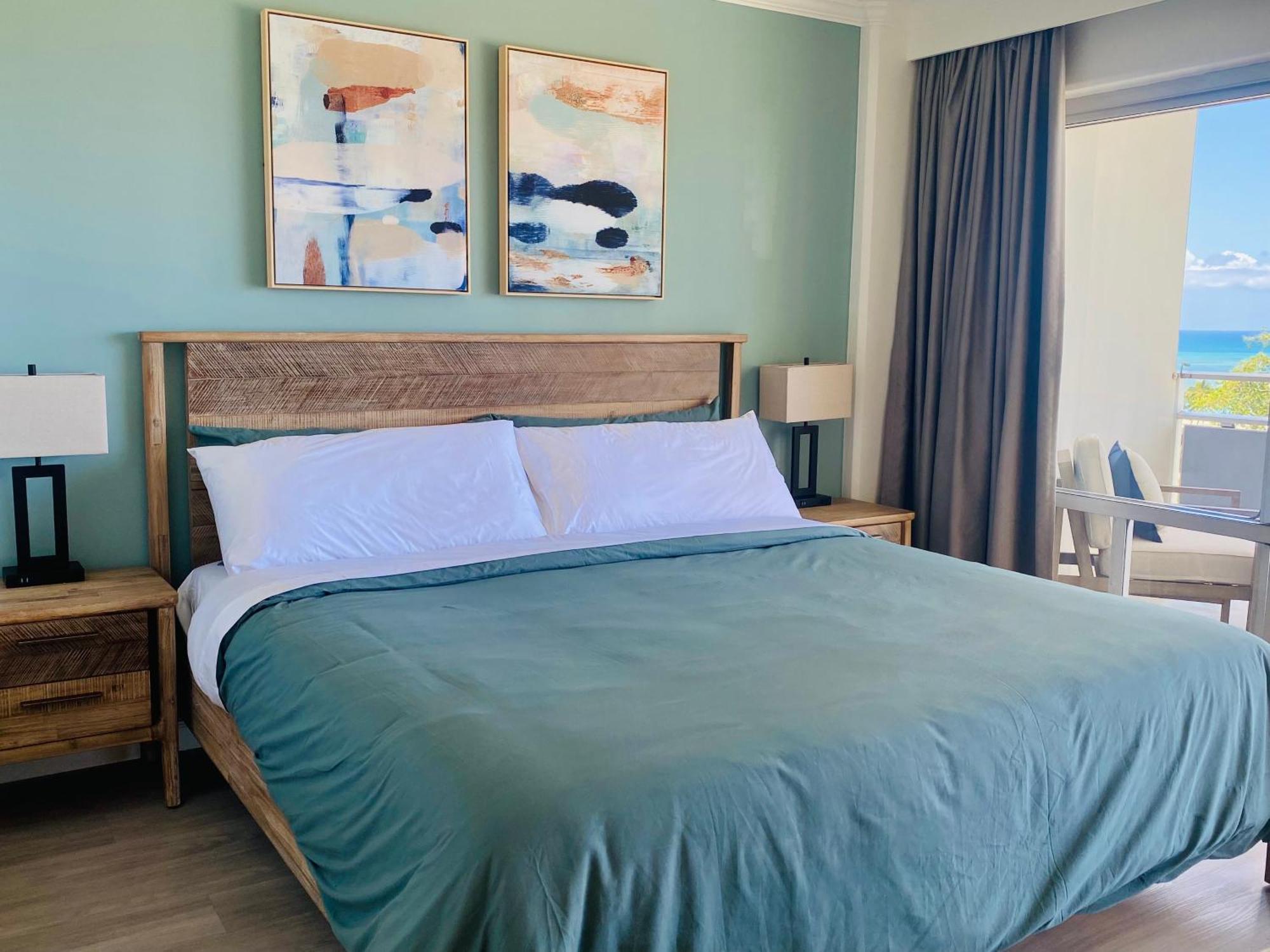 Panoramic Oceanview Resort - Full Kitchen In Each Room, 2 Swimming Pools, Onsite Restaurants, Fireworks Every Friday Χονολουλού Εξωτερικό φωτογραφία