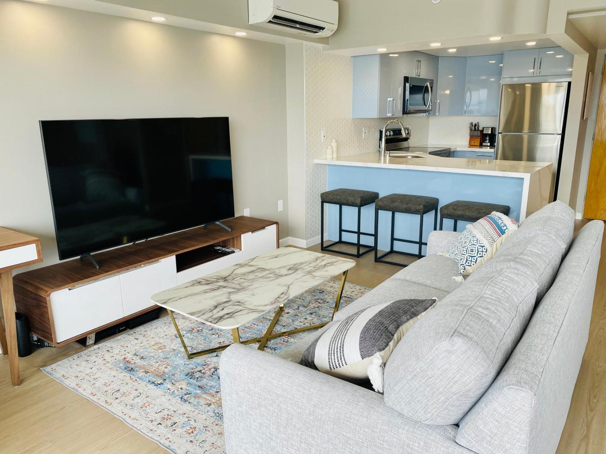 Panoramic Oceanview Resort - Full Kitchen In Each Room, 2 Swimming Pools, Onsite Restaurants, Fireworks Every Friday Χονολουλού Εξωτερικό φωτογραφία