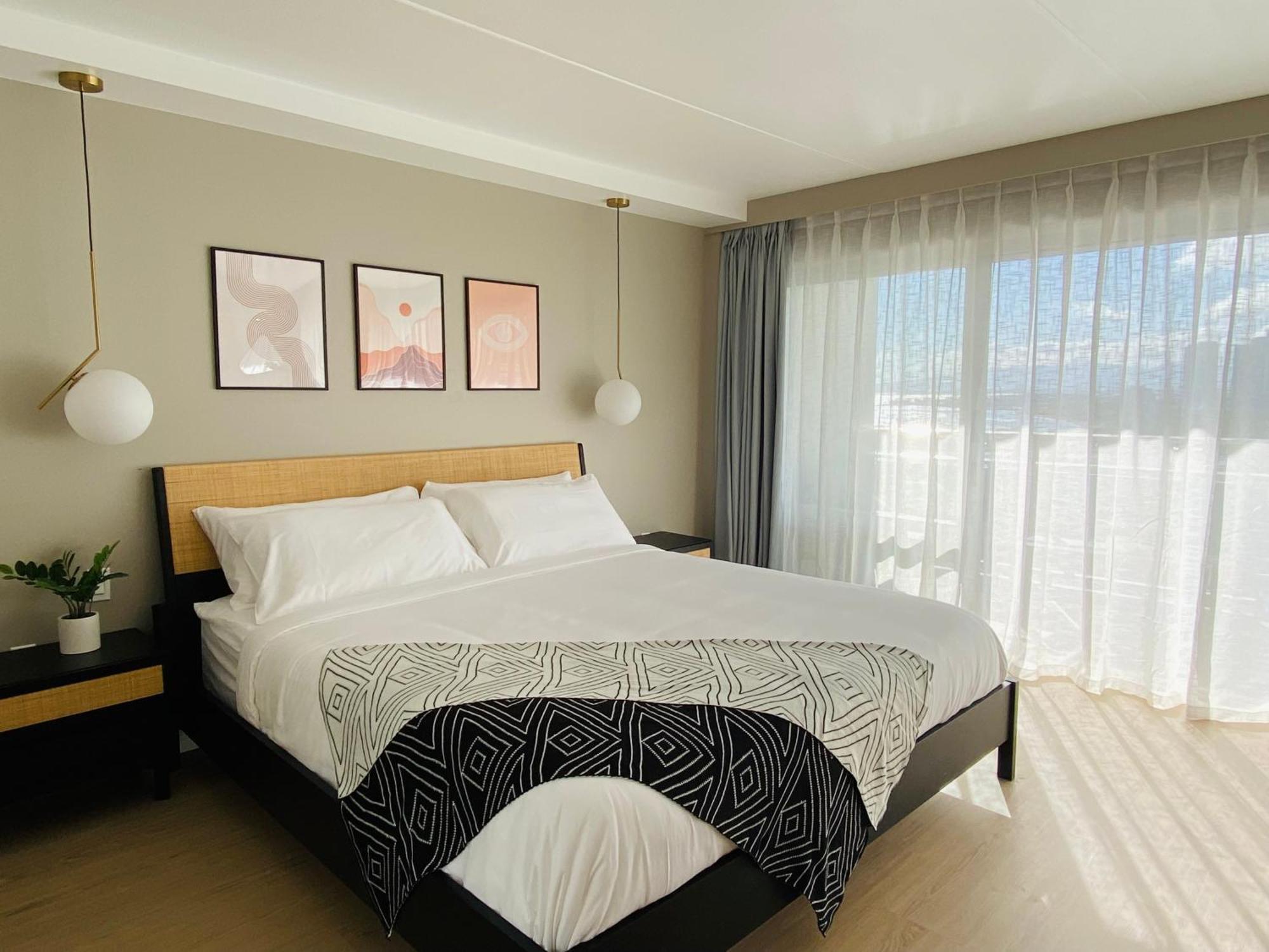 Panoramic Oceanview Resort - Full Kitchen In Each Room, 2 Swimming Pools, Onsite Restaurants, Fireworks Every Friday Χονολουλού Εξωτερικό φωτογραφία