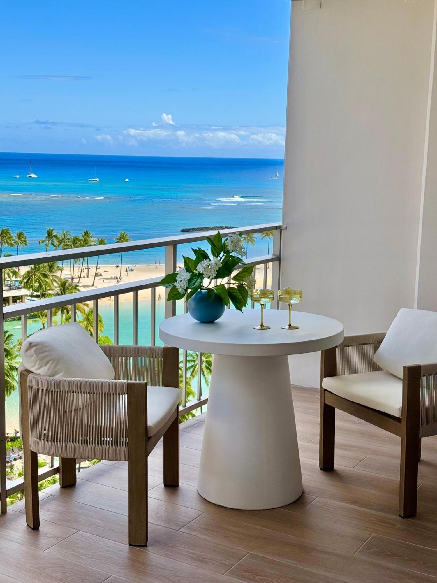 Panoramic Oceanview Resort - Full Kitchen In Each Room, 2 Swimming Pools, Onsite Restaurants, Fireworks Every Friday Χονολουλού Εξωτερικό φωτογραφία